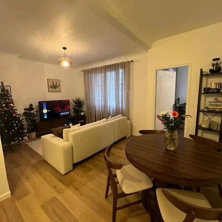 Apartman Your Cosy Courbevoie